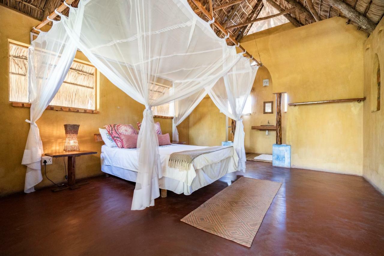 Turtle Cove Lodge And Yoga Shala Tofo Exterior photo